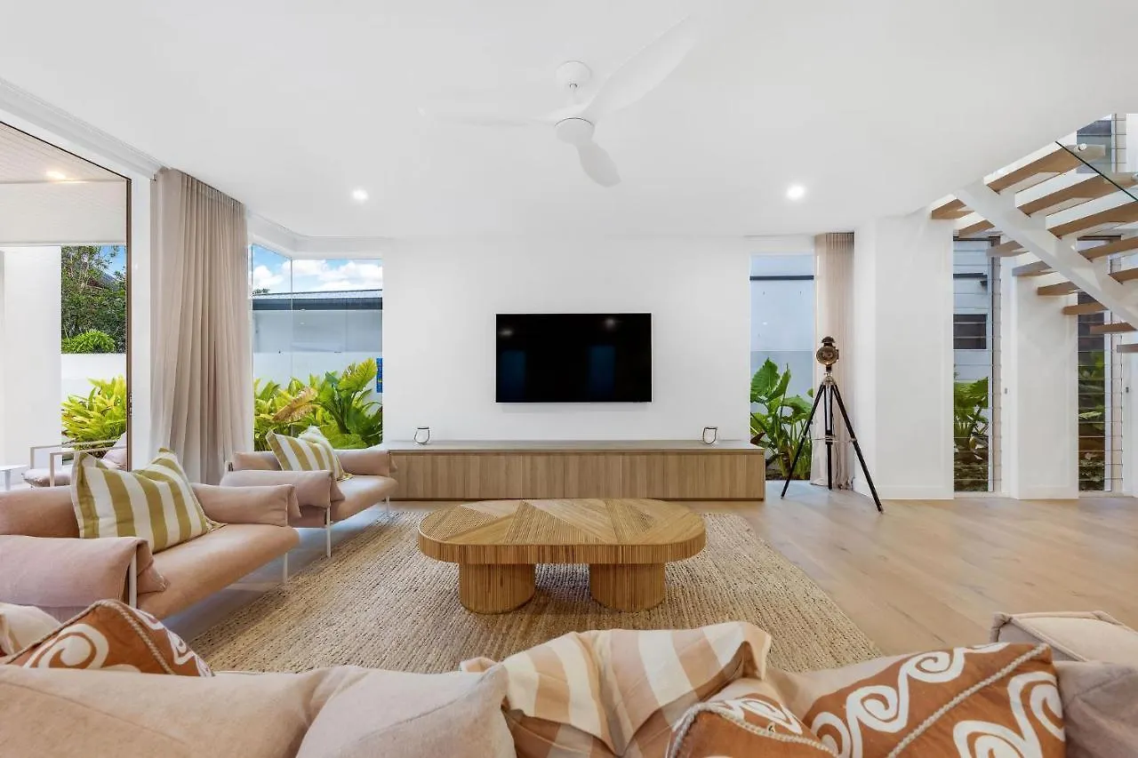 Beachside, Luxury Resort Living Yaroomba Australia
